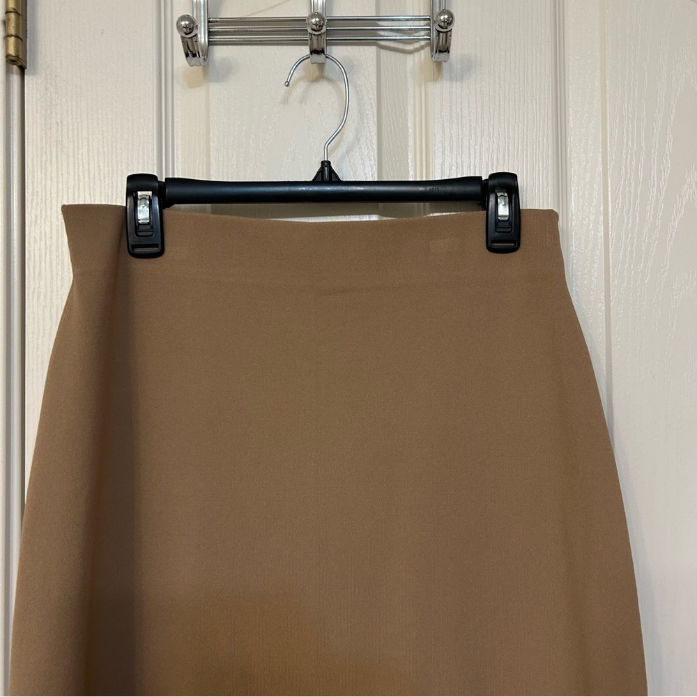 Vince Soft Sculpted Knee-Length Skirt in CASHEW Size M - Picture 6 of 9